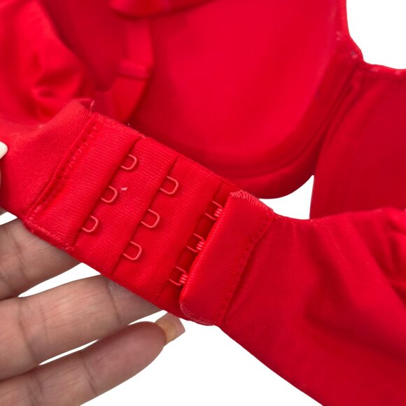 Secret Treasures Women Red Push-Up Underwire Bra Size 40C - Picture 4 of 11